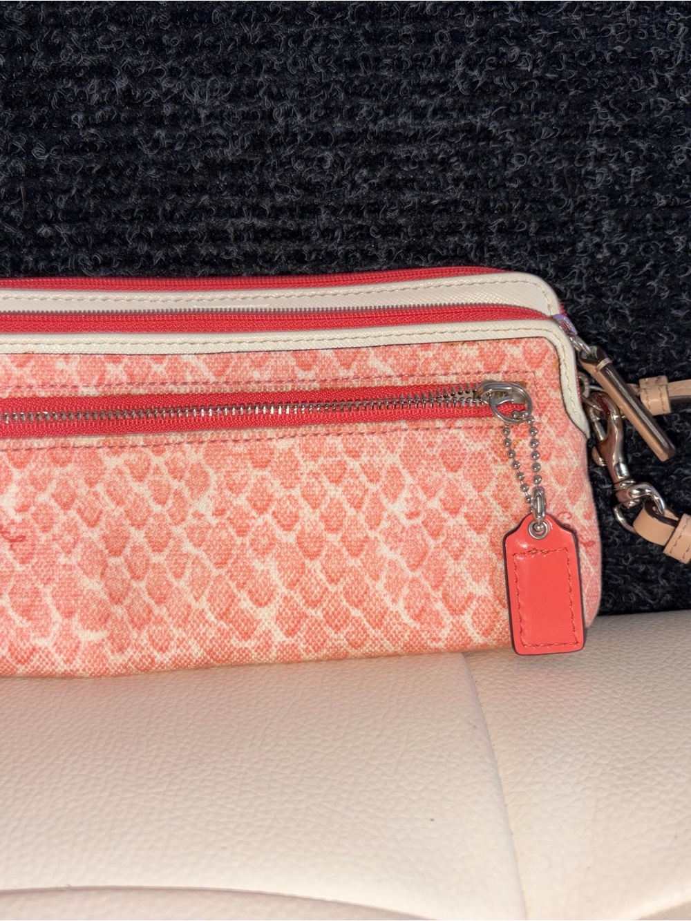 Coach Coral Textured Zip-Pocket 3 compartment Wrislet
